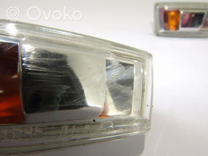 Opel Corsa E Front fender indicator light 