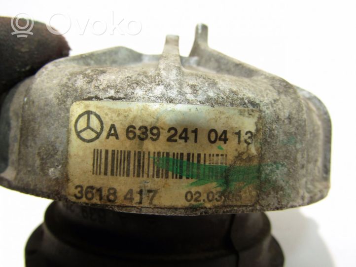 Mercedes-Benz Vito Viano W639 Supporto di montaggio del motore 