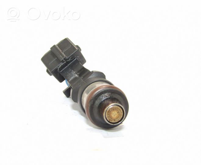 Opel Corsa E Fuel injector 