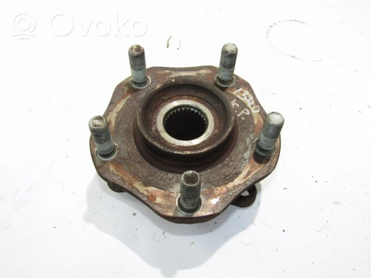 Nissan X-Trail T32 Front wheel hub 