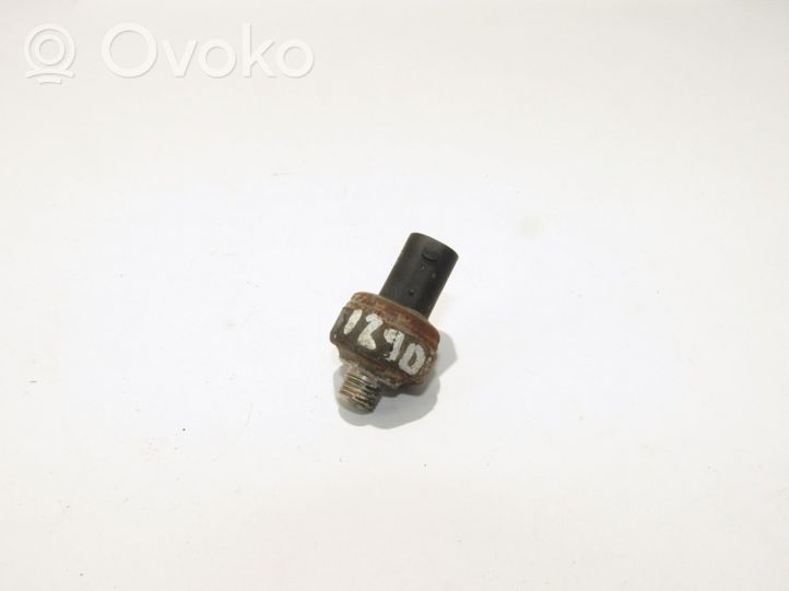 BMW 3 E90 E91 Oil pressure sensor 