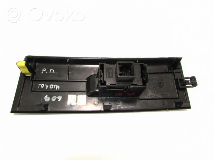 Toyota Corolla Verso E121 Interrupteur commade lève-vitre 