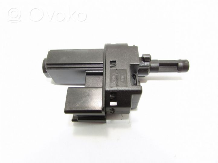 Volvo C30 Clutch pedal sensor 