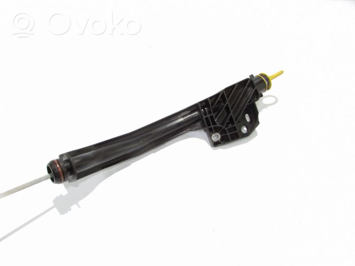 Opel Vivaro Oil level dip stick 