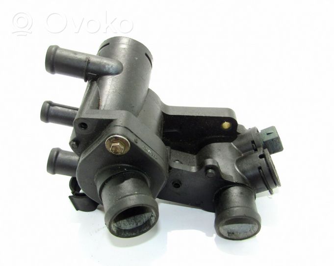 Volkswagen Golf IV Thermostat housing 