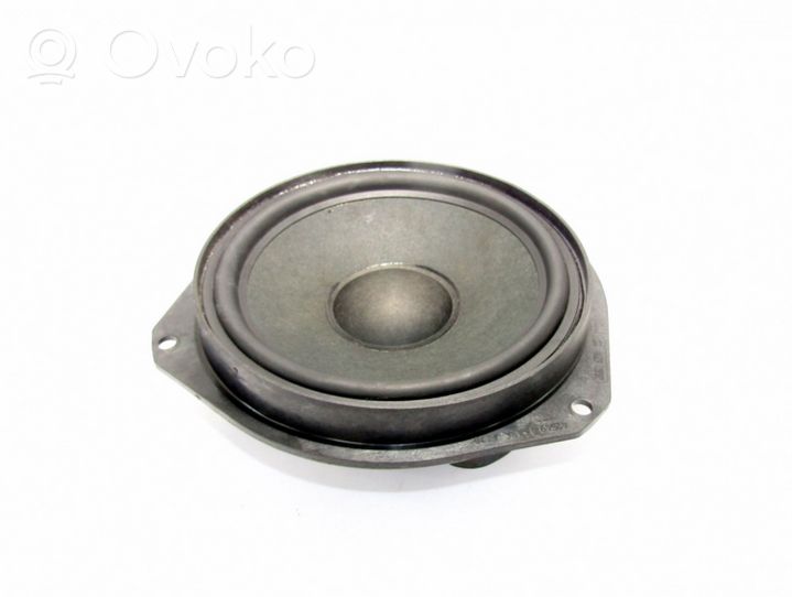 Opel Zafira B Rear door speaker 