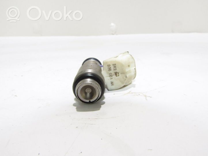 Volkswagen Polo V 6R Injecteur de carburant 