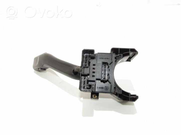 Volkswagen PASSAT B5 Wiper switch 