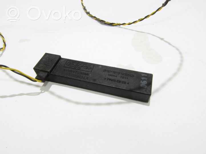 Ford Kuga I Radio antenna 