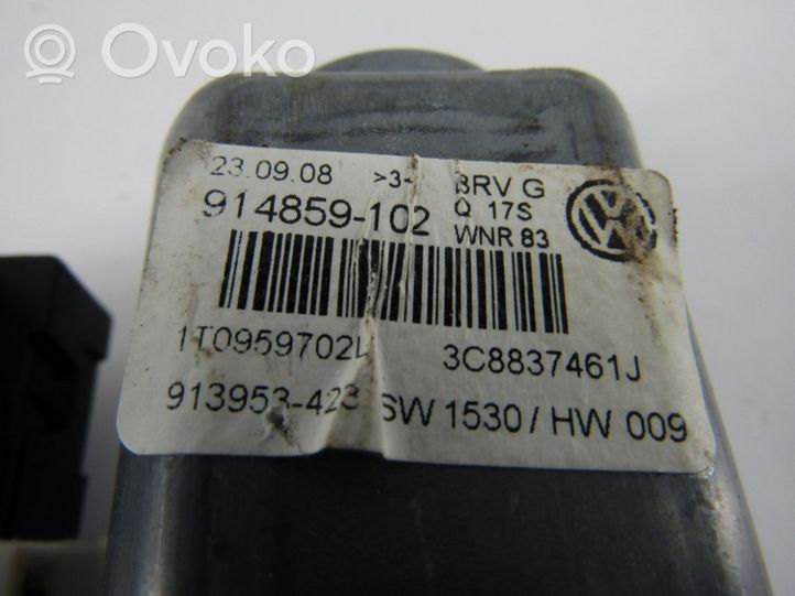 Volkswagen PASSAT CC Front door window regulator motor 