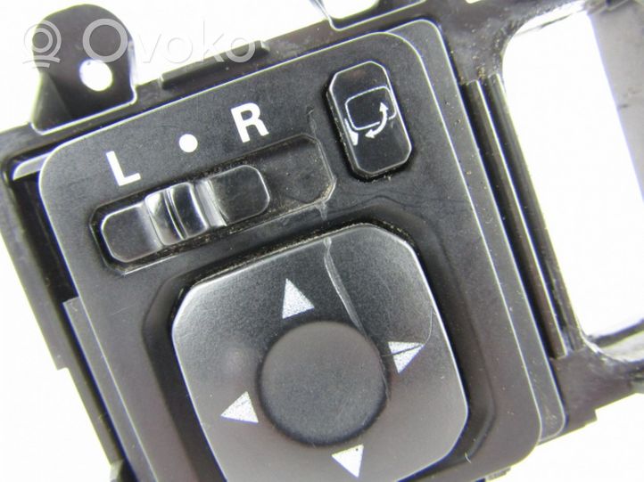 Mitsubishi Pajero Wing mirror switch 