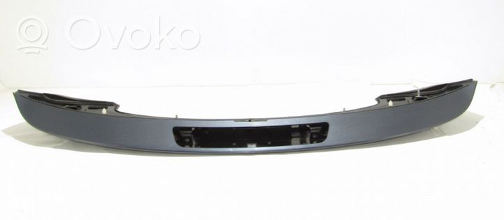 Toyota Avensis T270 Spoiler del portellone lunotto posteriore 