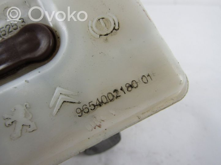 Peugeot 5008 Master brake cylinder 