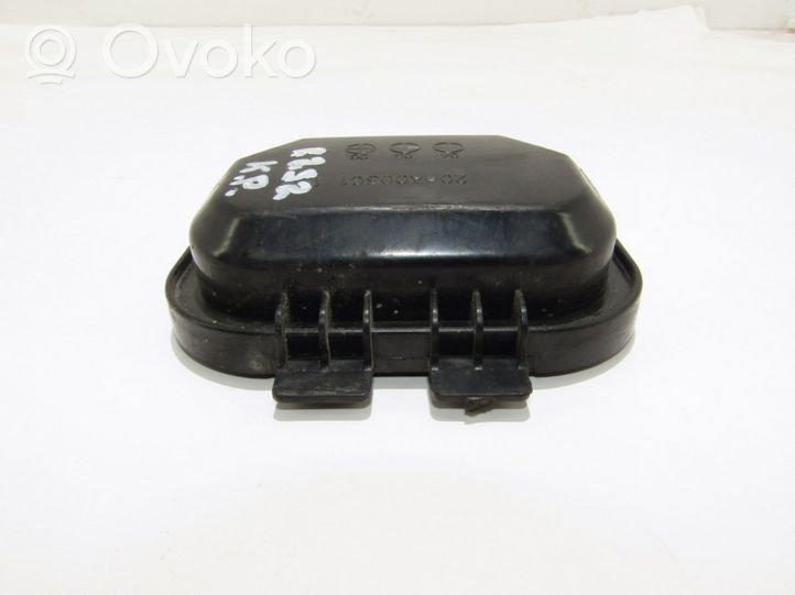 Audi A4 S4 B5 8D Osłona żarówki lampy przedniej 