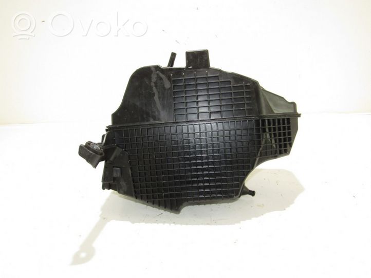 Renault Captur Air filter box 