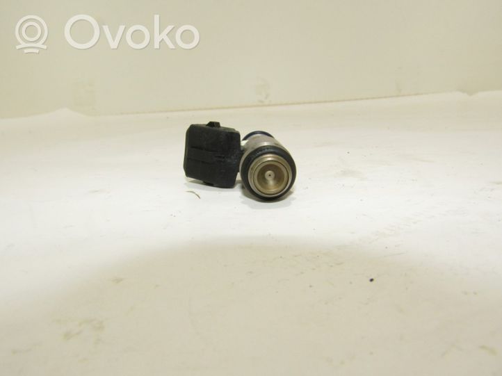 Fiat Panda 141 Fuel injector 