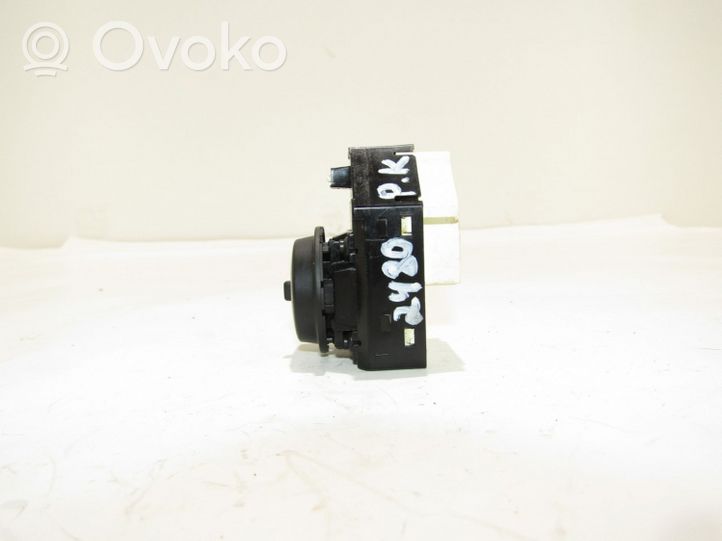 KIA Venga Wing mirror switch 