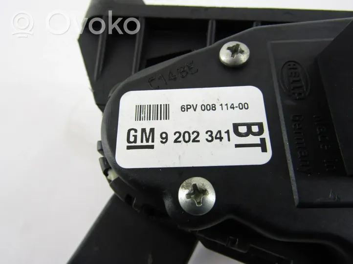 Opel Zafira B Accelerator throttle pedal 