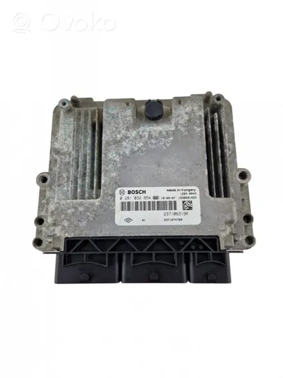 Renault Captur Sterownik / Moduł ECU 0281032654