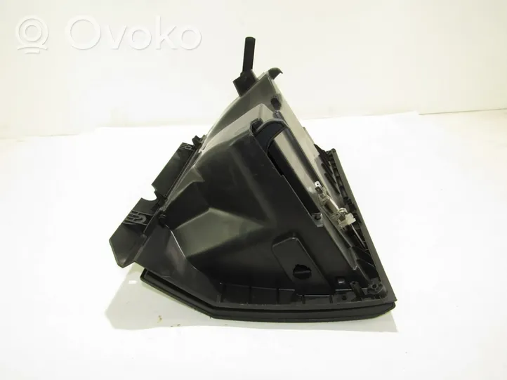 Opel Zafira B Glove box 