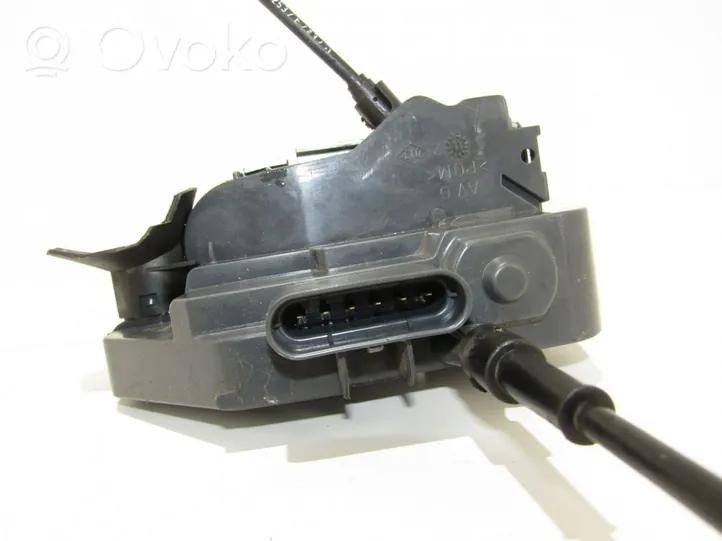 Renault Twingo II Front door lock 