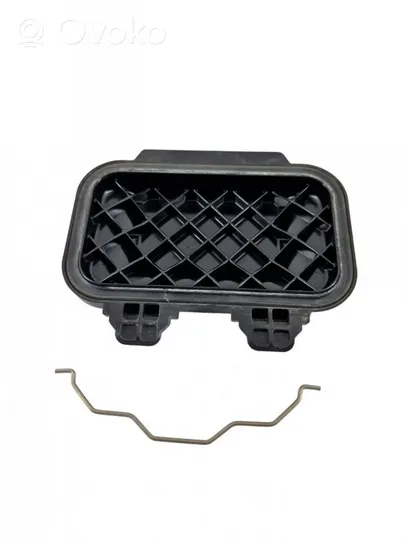 Seat Leon (5F) Headlight/headlamp dust cover 