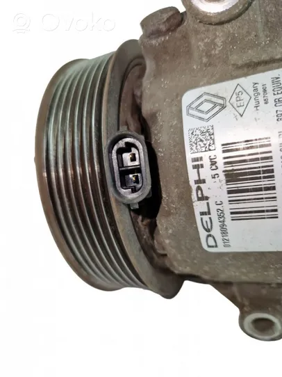 Renault Megane II Air conditioning (A/C) compressor (pump) 