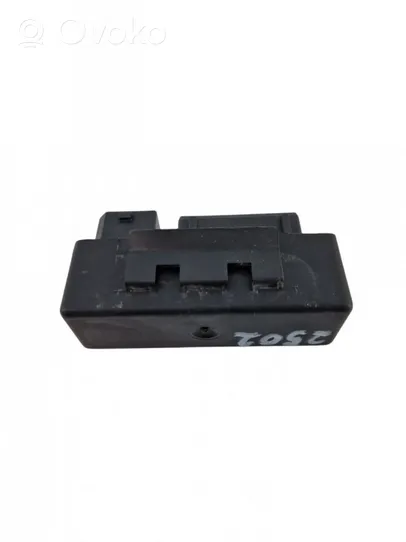 Volvo 480 Coolant fan relay 