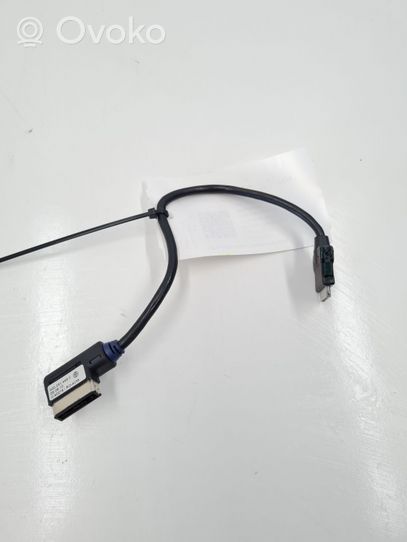 Volkswagen Golf VI Kabel do zmieniarki CD 000051446C