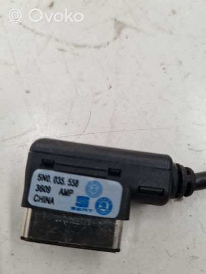 Volkswagen Golf VI Connettore plug in USB 5N0035558