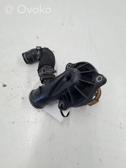 Audi A6 S6 C6 4F Boîtier de thermostat / thermostat 059121111AA