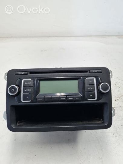 Volkswagen Transporter - Caravelle T5 Panel / Radioodtwarzacz CD/DVD/GPS 7E0035156A