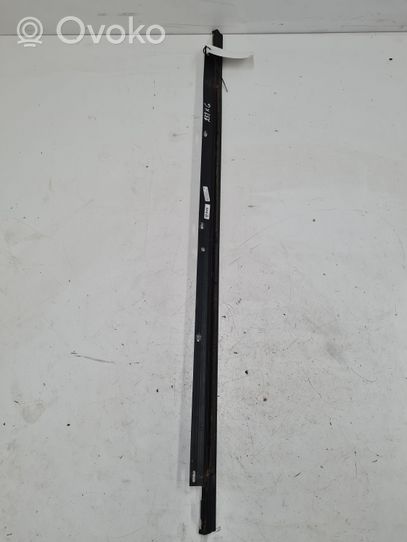 Audi A6 S6 C6 4F Moulures des vitres de la porte arrière 4F0853763C