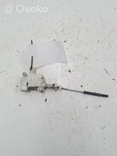 Volkswagen PASSAT B5 Fuel tank cap lock motor 3B0810773R