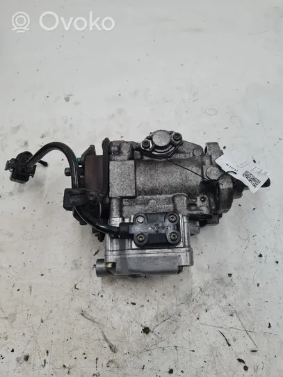 Volkswagen PASSAT B4 Pompe d'injection de carburant à haute pression 028130100H