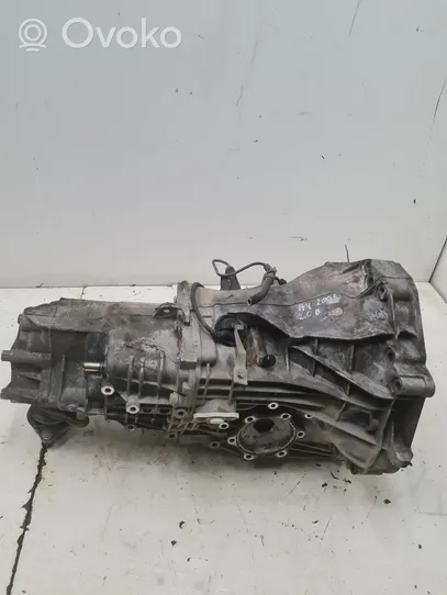 Audi A4 S4 B6 8E 8H Mechaninė 5 pavarų dėžė 012301103