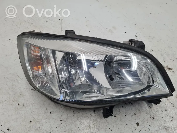 Opel Zafira A Phare frontale 90582022