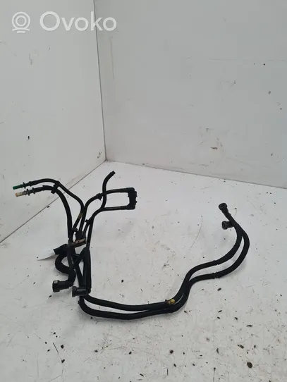 Ford C-MAX I Fuel line/pipe/hose 