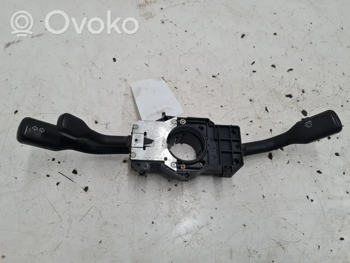 Audi A4 S4 B5 8D Leva/interruttore dell’indicatore di direzione e tergicristallo 8D9953503E