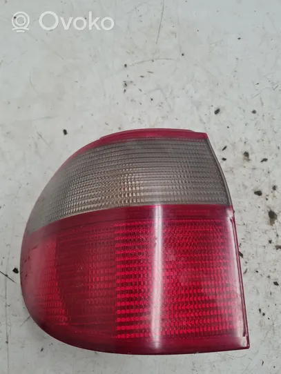 Ford Galaxy Lampa tylna 0132801300