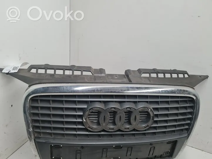 Audi A6 S6 C6 4F Grille calandre supérieure de pare-chocs avant 