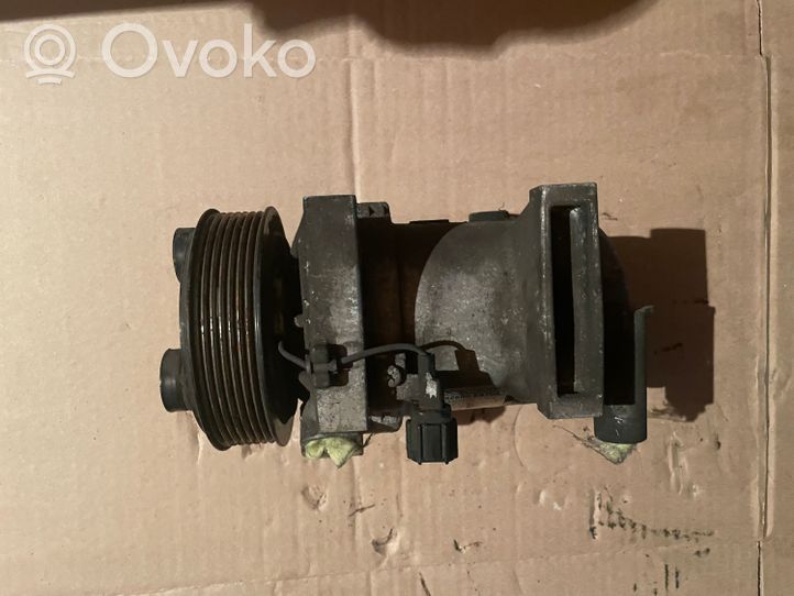 Nissan Navara D40 Ilmastointilaitteen kompressorin pumppu (A/C) 92600EB70A