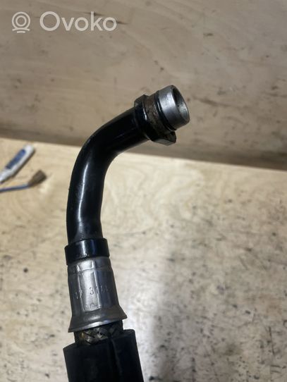 Audi RS5 Oil cooling pipe 079117316B