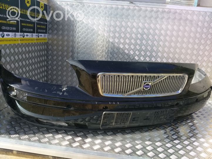 Volvo V70 Priekšējais bamperis 