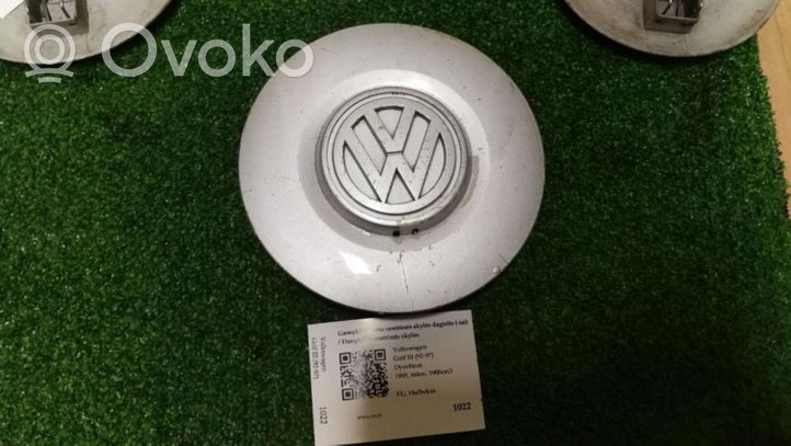 Volkswagen Golf III Dekielki / Kapsle oryginalne 1H0601149A