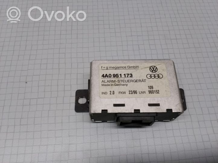 Audi A6 S6 C4 4A Alarm control unit/module 4A0951173