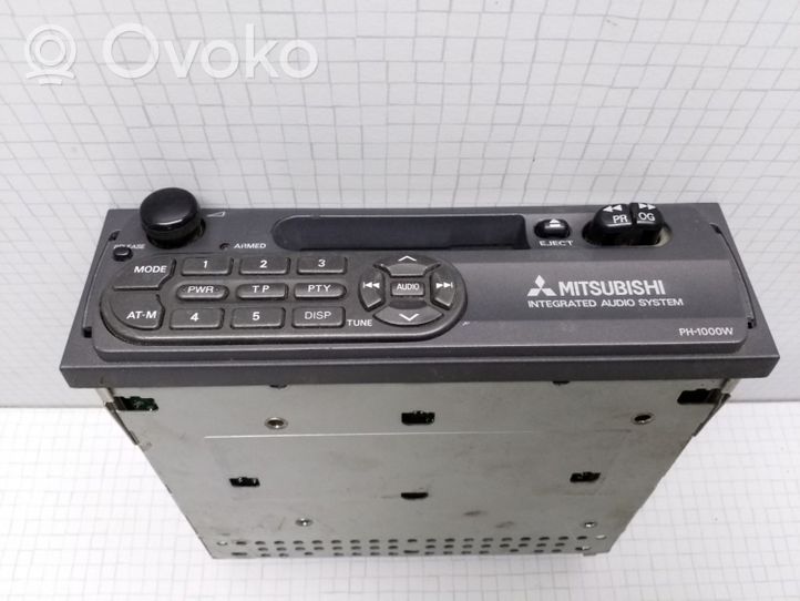 Mitsubishi Carisma Unità principale autoradio/CD/DVD/GPS MZ311990