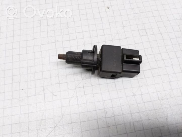 Mitsubishi Space Wagon Brake pedal sensor switch 2430188
