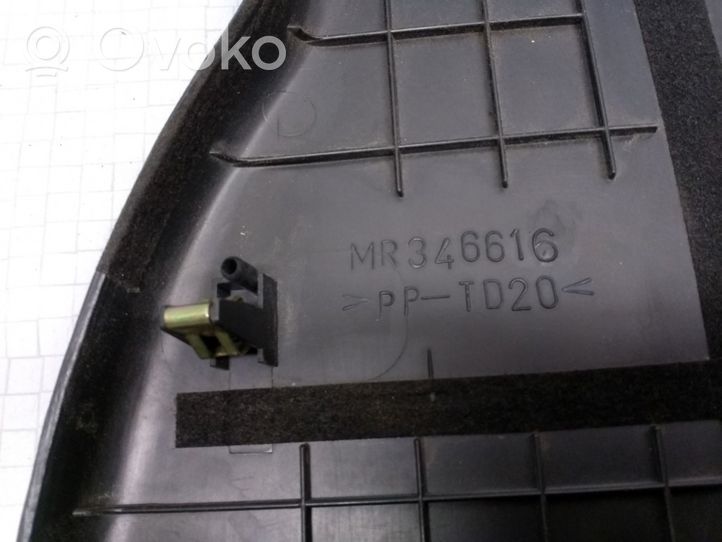 Mitsubishi Space Wagon Kita salono detalė MR346616