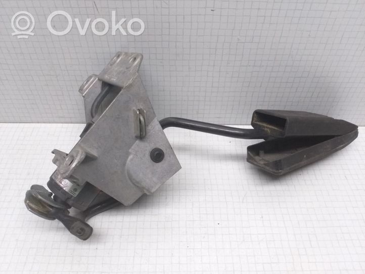 Audi A6 S6 C4 4A Accelerator throttle pedal 4A1721507